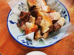 脆口烧肉-园林美食城·本土农家菜(杨和镇店)