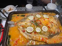 -里岛烤鱼(东港凯虹广场店)