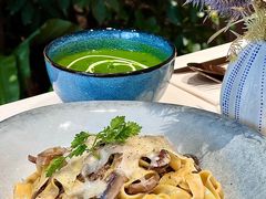 -潮一不贰·法式甜品·生日蛋糕·西式简餐(外滩店)