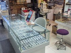 -三叶眼镜城批发市场(上海火车站店)