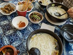 -桥香园过桥米线(国贸店)