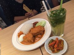 -关夫人餐厅(阳光广场店)