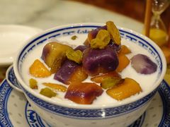 -广信牛奶甜品世家(台东店)