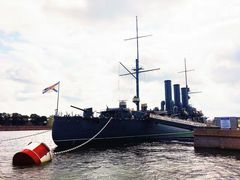 -阿芙乐尔号巡洋舰