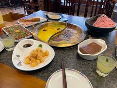 -小天鹅火锅·一线江景洪鼎旗舰店(洪崖洞店)