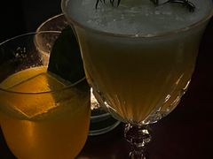 甜瓜-毛毛虫酒吧