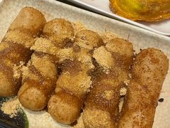 -爆炸头阿姨小四川正宗川味小吃(无任何分店)