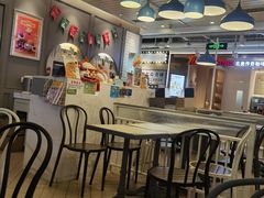 大堂-满记甜品(优客百盛店)