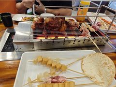 -哈尔滨小酒馆·鲜肉现穿自助烧烤(康新花园店)