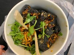 -黑色经典臭豆腐·湖南特产(步行街店)