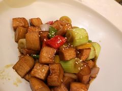 -泓历皇朝酒店(东亭店)