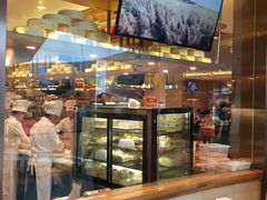 面包甜点陈列柜-西贝(宝乐汇店)