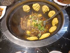 -袁小二大东北铁锅炖(吉祥村总部)