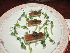 鱼子酱脆皮松板肉-解香楼(八盘岭路店)