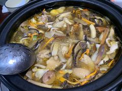 -菌之家·专业纯野生菌火锅·特色炒菌