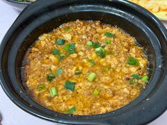 臭豆腐煲-阿隆煲店(秀仁苑店)