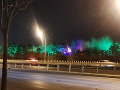 -鬼笑石后山停车场