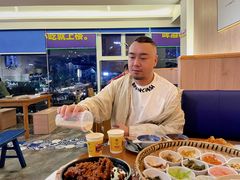 -包整·丝娃娃(一览甲秀楼风景店)