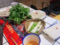 -喜悦小串丹东小黄牛海鲜烧烤大排档(民主广场店)