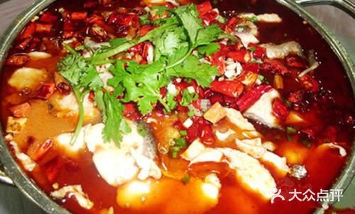 加张桌沸腾鱼馆(柳泉花园店)