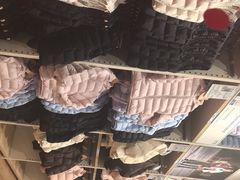 -优衣库(广州恒宝广场店)