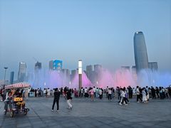 -东港音乐喷泉广场