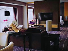 -青岛富力艾美酒店