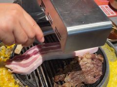 -轻烧烤肉(光谷步行街店)