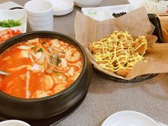 -豚妈妈汤饭·部队锅(南京东路店)