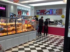 面包甜点陈列柜-味多美(江桥万达店)
