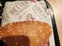 -The Habit Burger Grill 哈比特汉堡(复兴soho店)