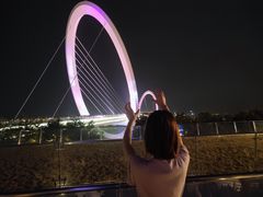 -南京眼步行桥