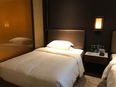 -中山利和希尔顿酒店