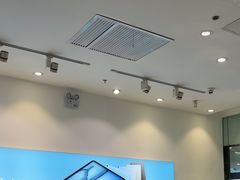 -Apple授权专营店(宝山万达店)