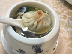 -春兰国宾馆(凤城河风景区老街店)