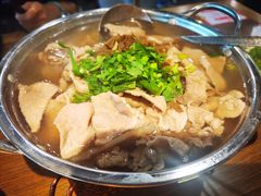 跷脚牛肉小锅-肖四女乐山跷脚牛肉(世博源店)