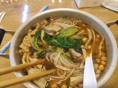 -丽丽三鲜螺蛳粉(田林路店)