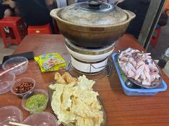 -威邵鸡煲(西华路总店)