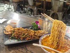 -辉记炭烧海鲜大排档·老字号(福田店)