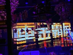 -临界音乐酒馆·小龙虾·江湖菜(华熙LIVE·鱼洞店)