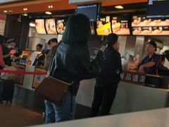 门面-麦当劳(高铁南站店)