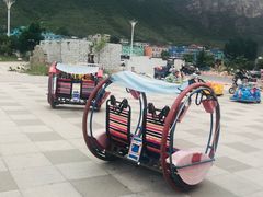 -百里峡七彩艺术小镇