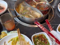 -魁牛·潮汕牛肉自助火锅(沈辽路万达店)