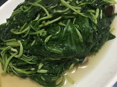 -唔呶喔哩酒家(生产街店)