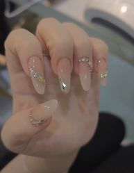 -IDO美甲美睫