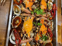 -老东镇啤酒屋海鲜加工·蒸汽海鲜·海鲜烧烤(台东店)