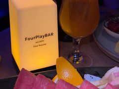 -FOUR PLAY BAR