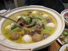 -莲餐厅·湖北菜·潜江小龙虾店(愚园路店)