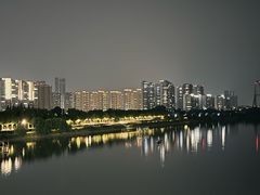-南京眼步行桥
