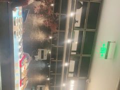-半岛翡丽海鲜自助餐厅(观风亭店)